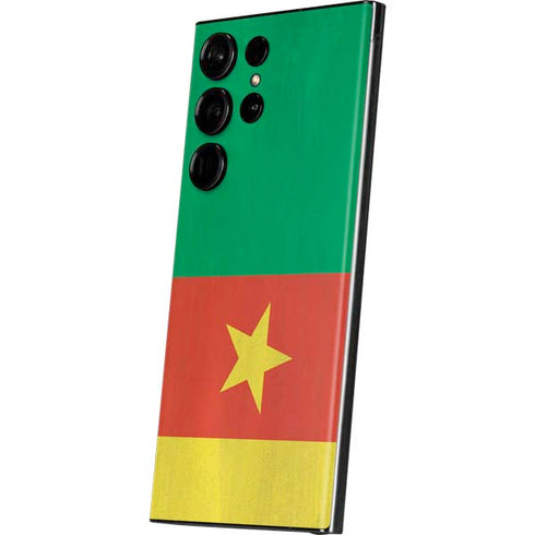 Cameroon Flag Distressed Galaxy S23 Ultra Skin